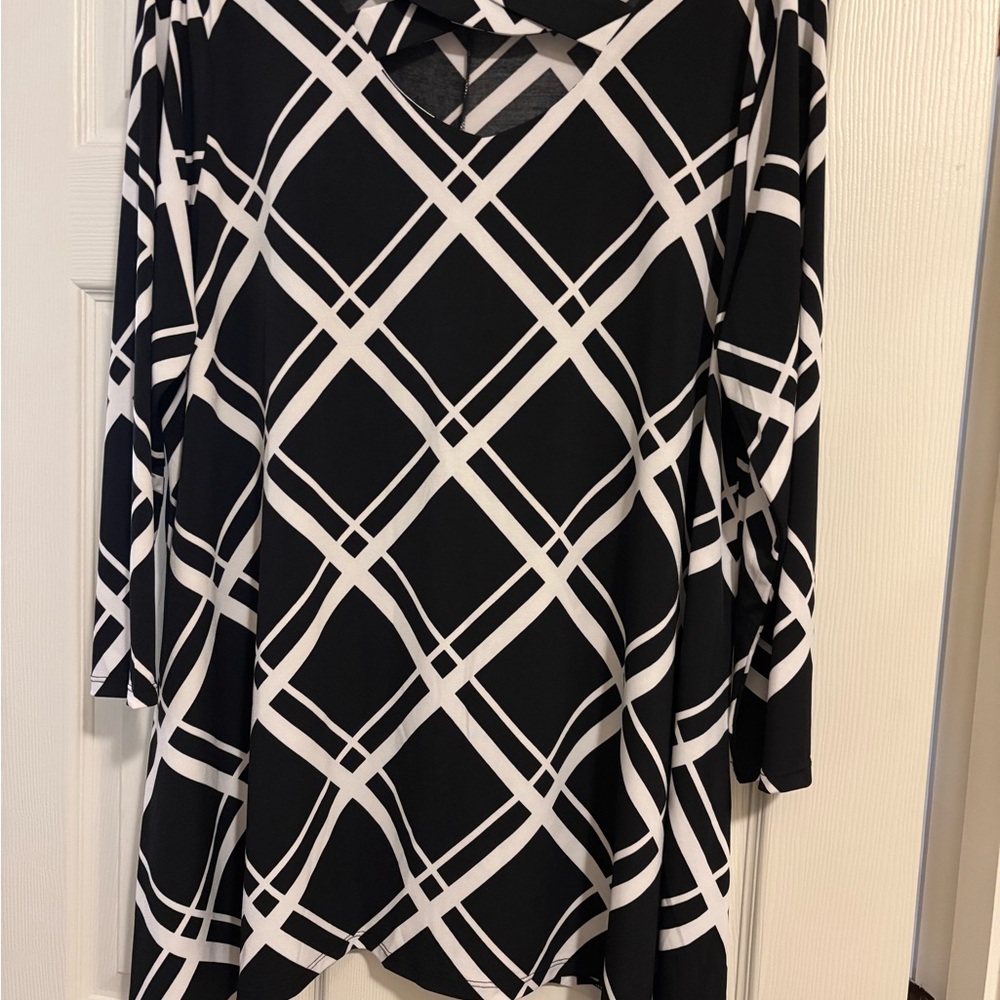 Cato Black and White Geometric Blouse
